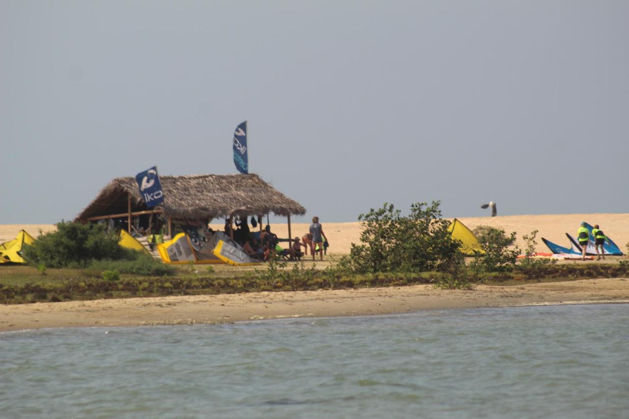 Blue Kite Family Resort Kalpitiya Exterior foto